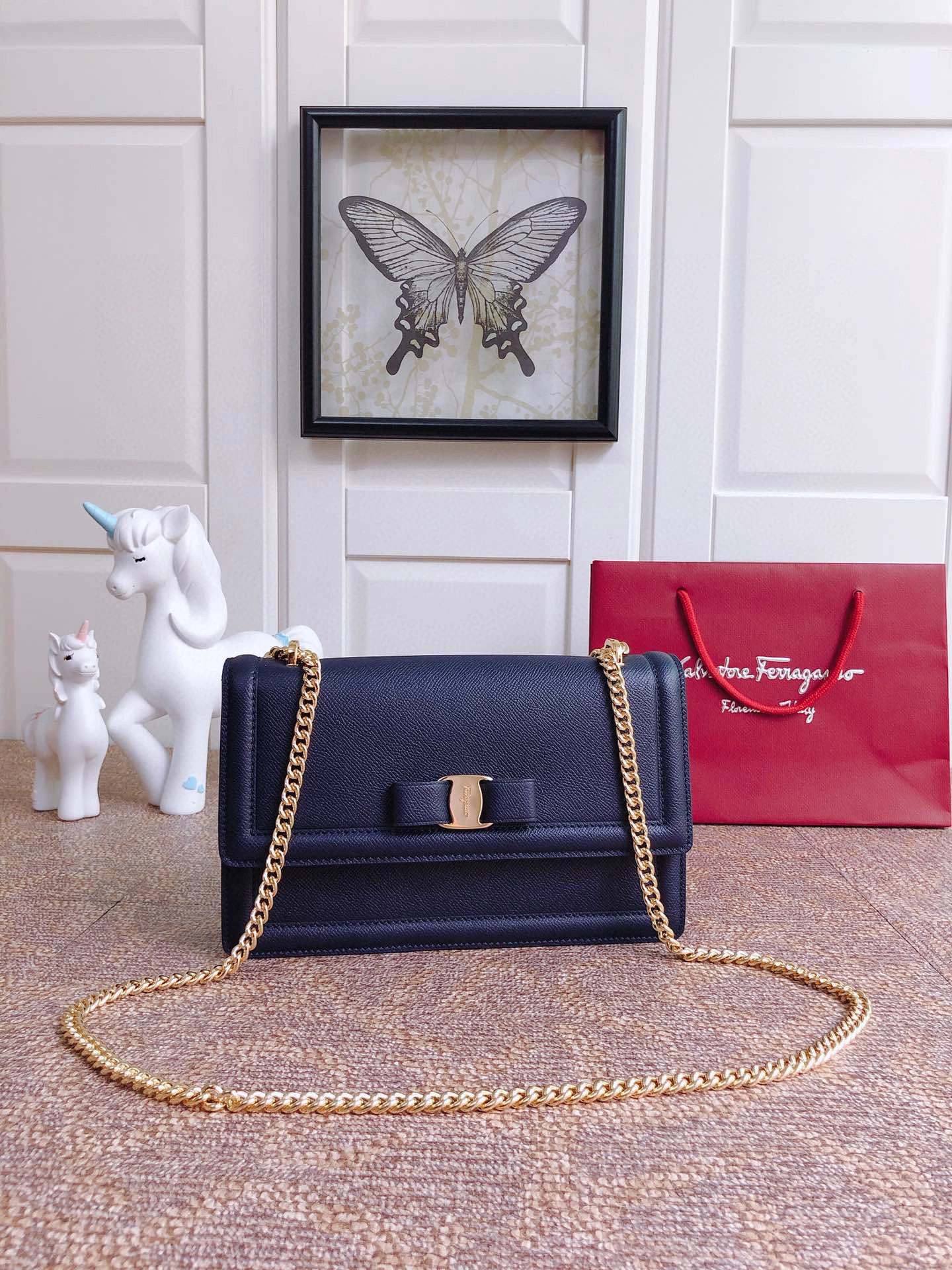 MOMO---Big Cowhide Vara high quality version item : 007B00K2516