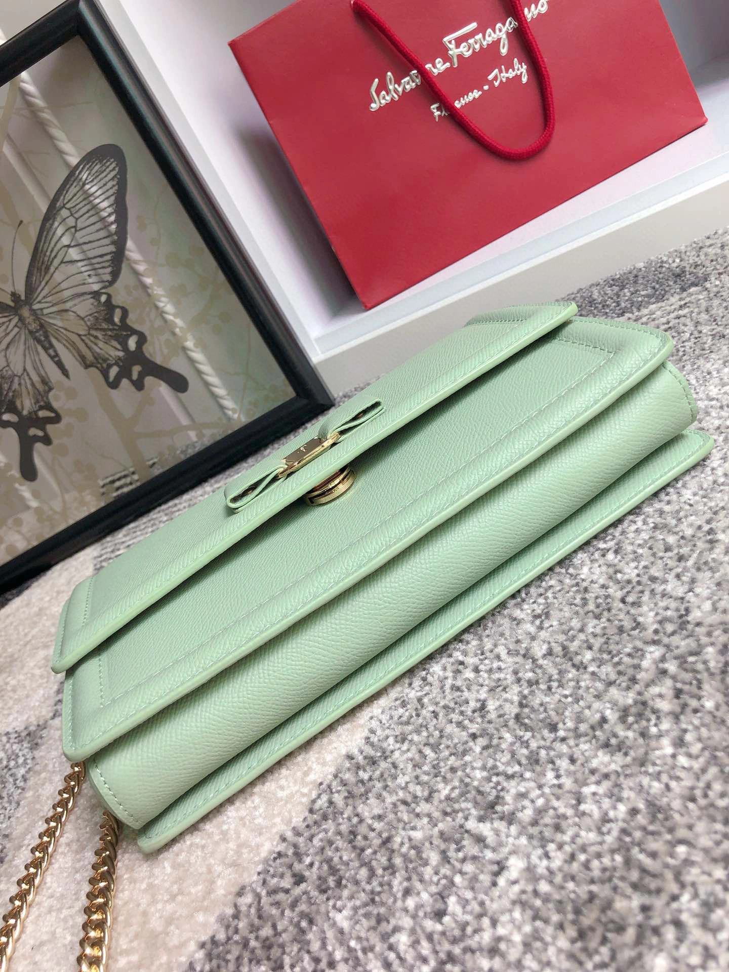 MOMO---Big Cowhide Vara high quality version item : 007B00K2516