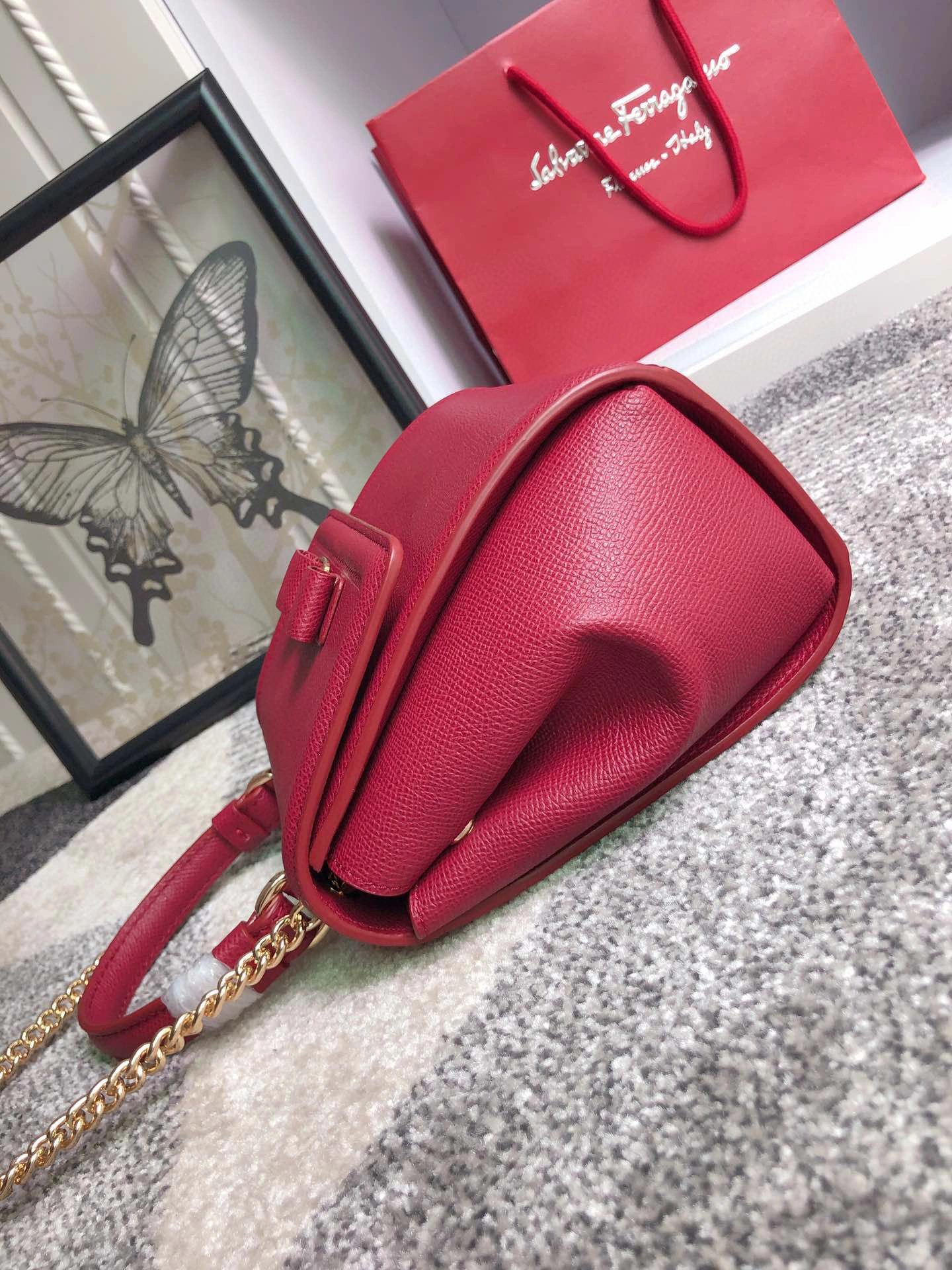 MOMO---Big Vara Cowhide Sheepskin high quality version item : 007B00K2505