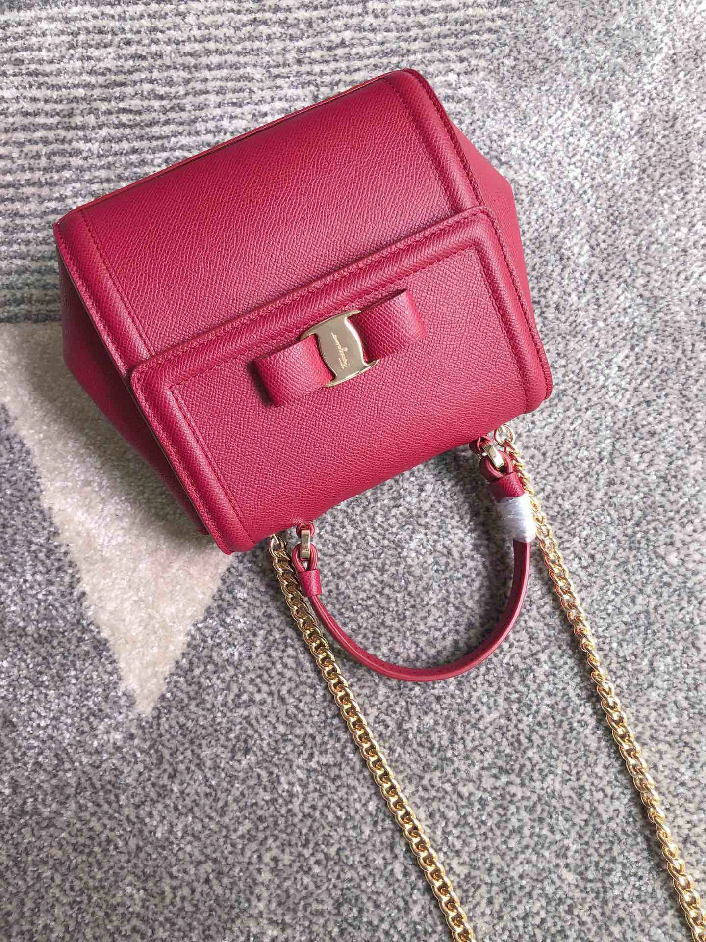 MOMO---Big Vara Cowhide Sheepskin high quality version item : 007B00K2505