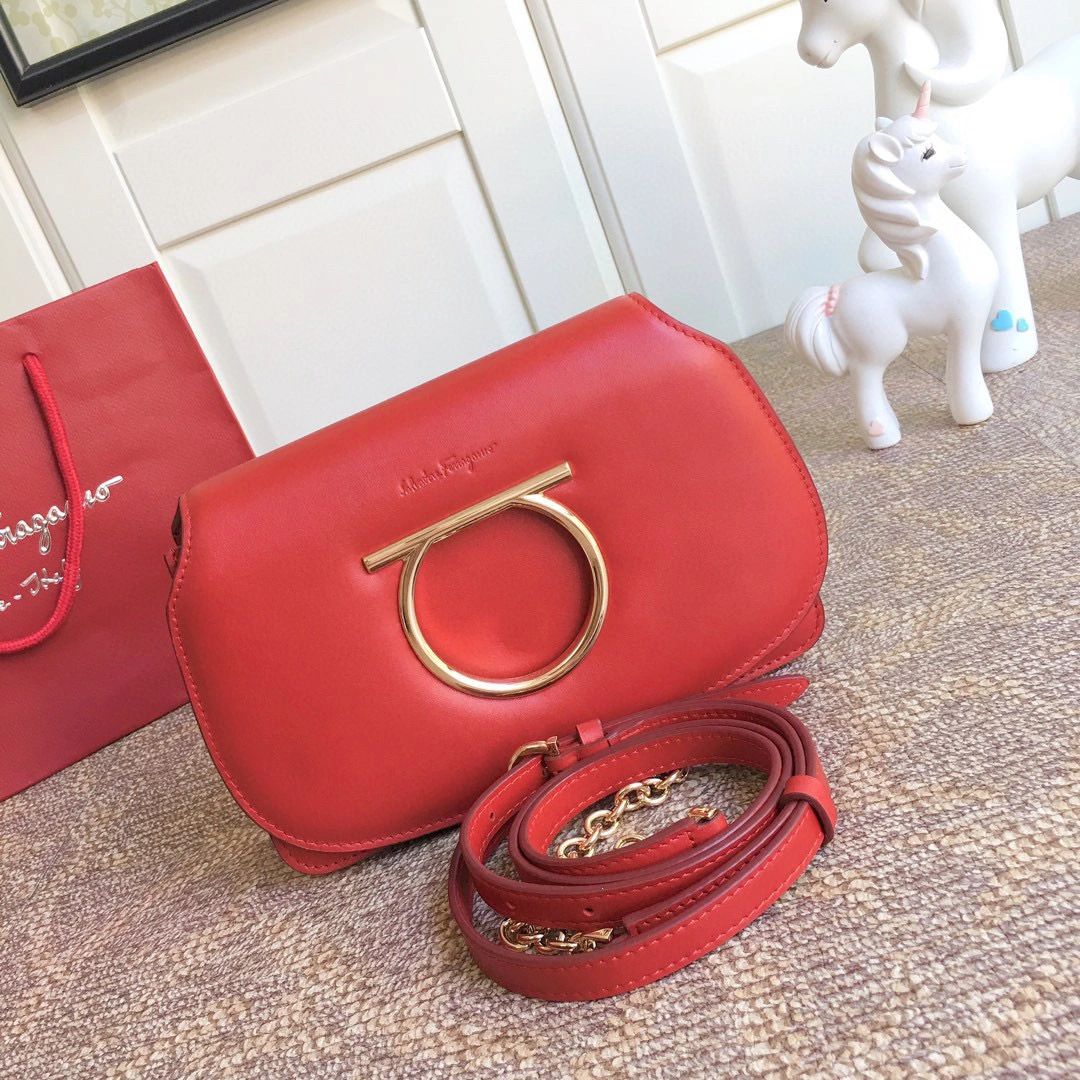 MOMO---CALF SKIN high quality version item : 202B10K2531