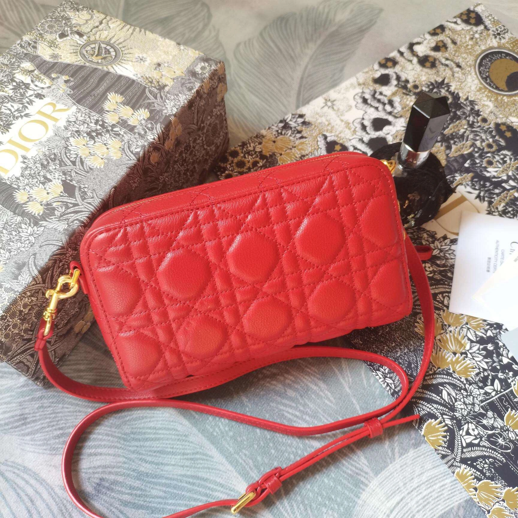 MOMO---CARO 5037 2 colour item :063B00E2046-2