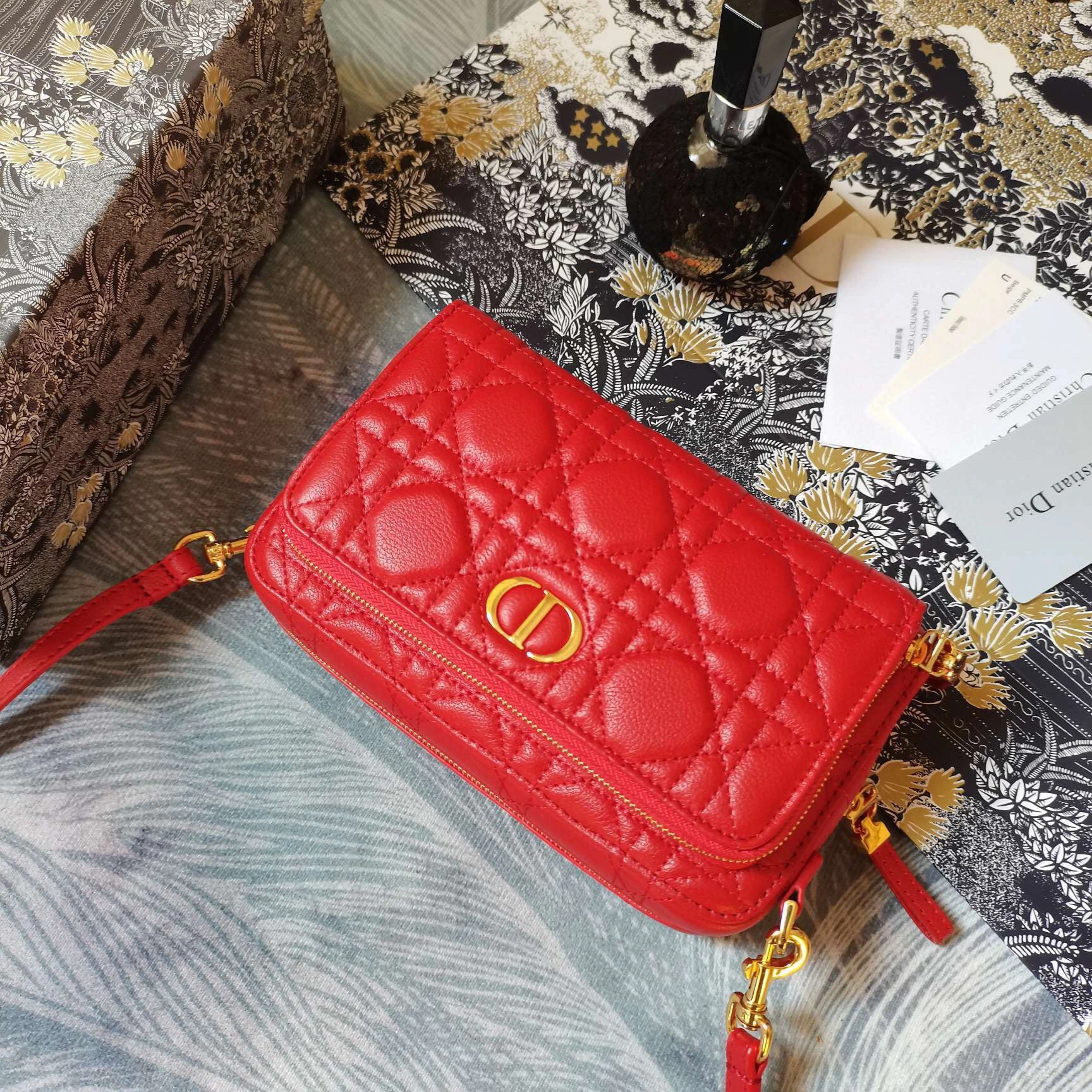 MOMO---CARO 5037 2 colour item :063B00E2046-2