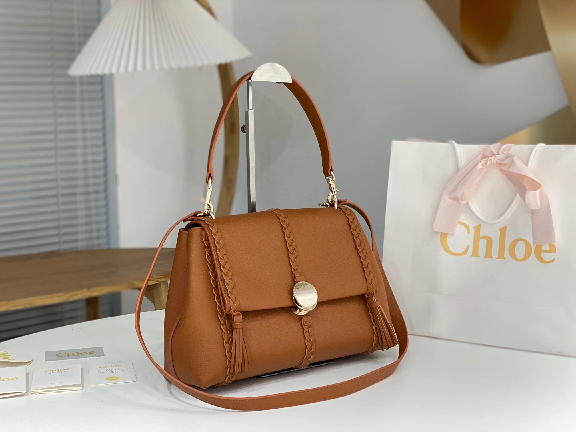 MOMO-- CHC23-US569K15-247 item:D-B063A1648