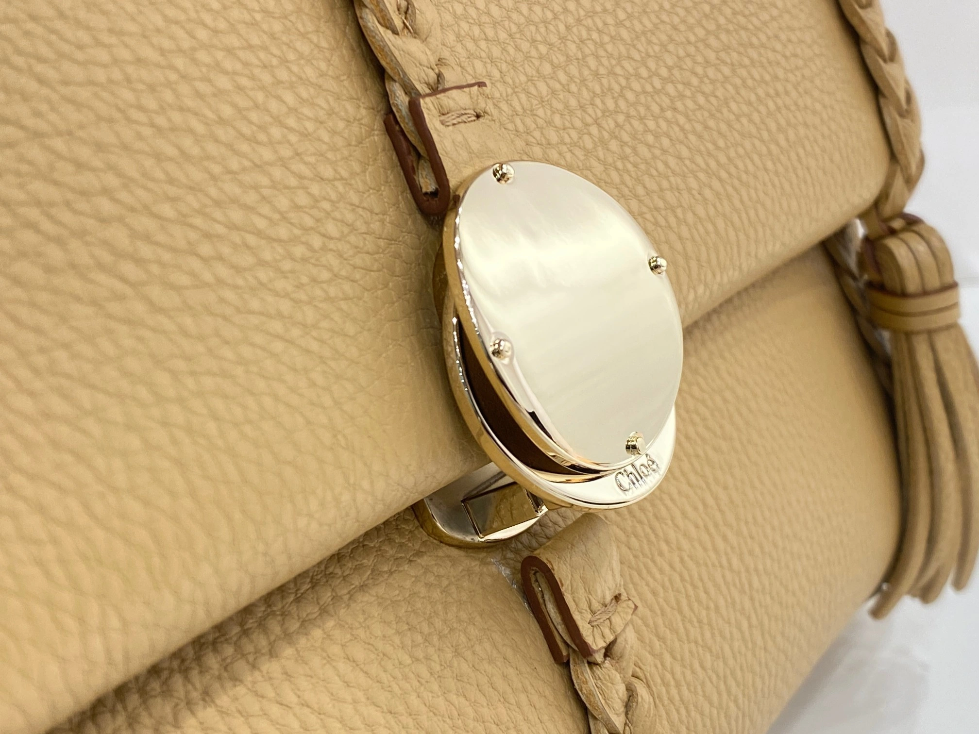 MOMO-- CHC23-US569K15-527 item:D-B063A1649