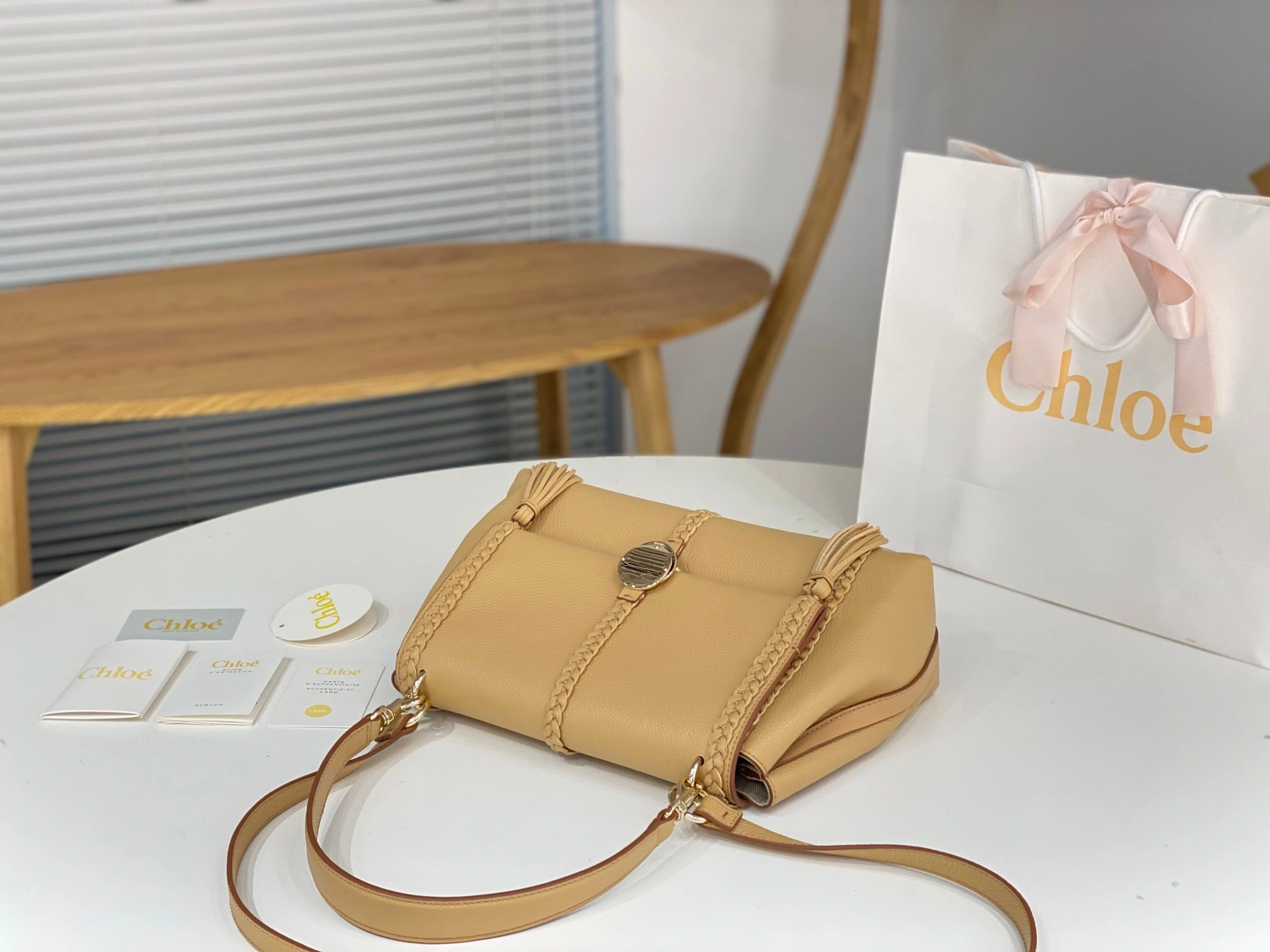 MOMO-- CHC23-US569K15-527 item:D-B063A1649