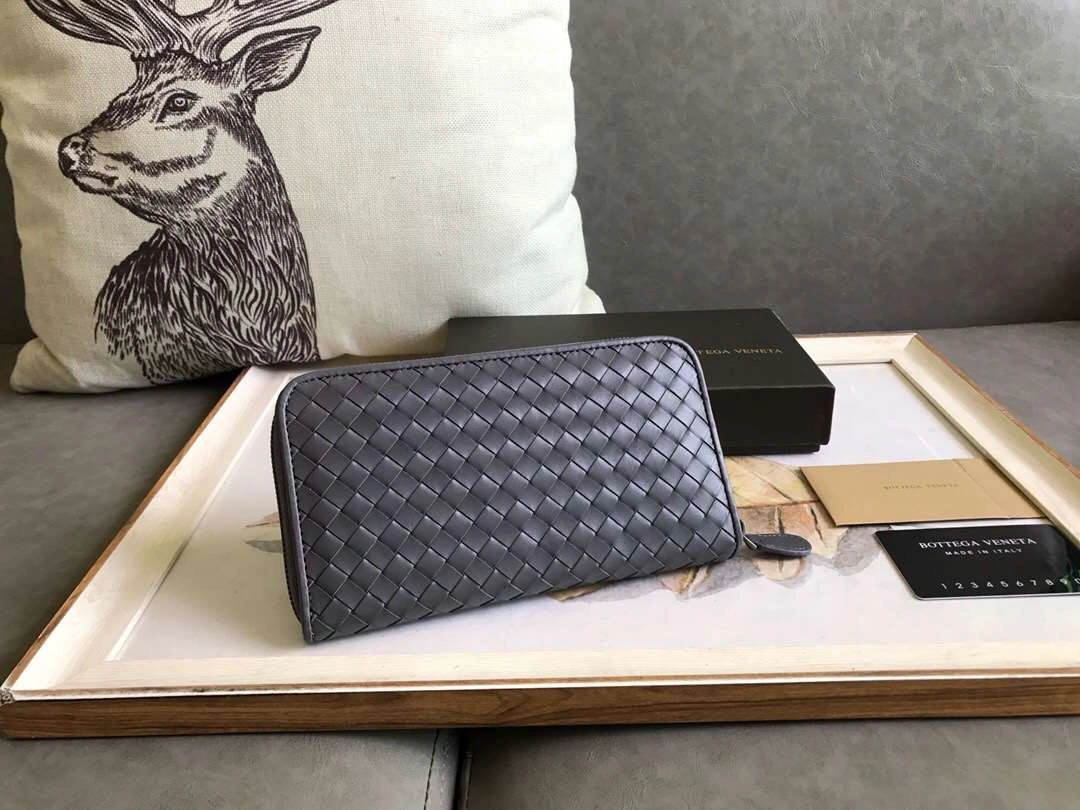 *MOMO-- Calfskin- item：063B36E1041