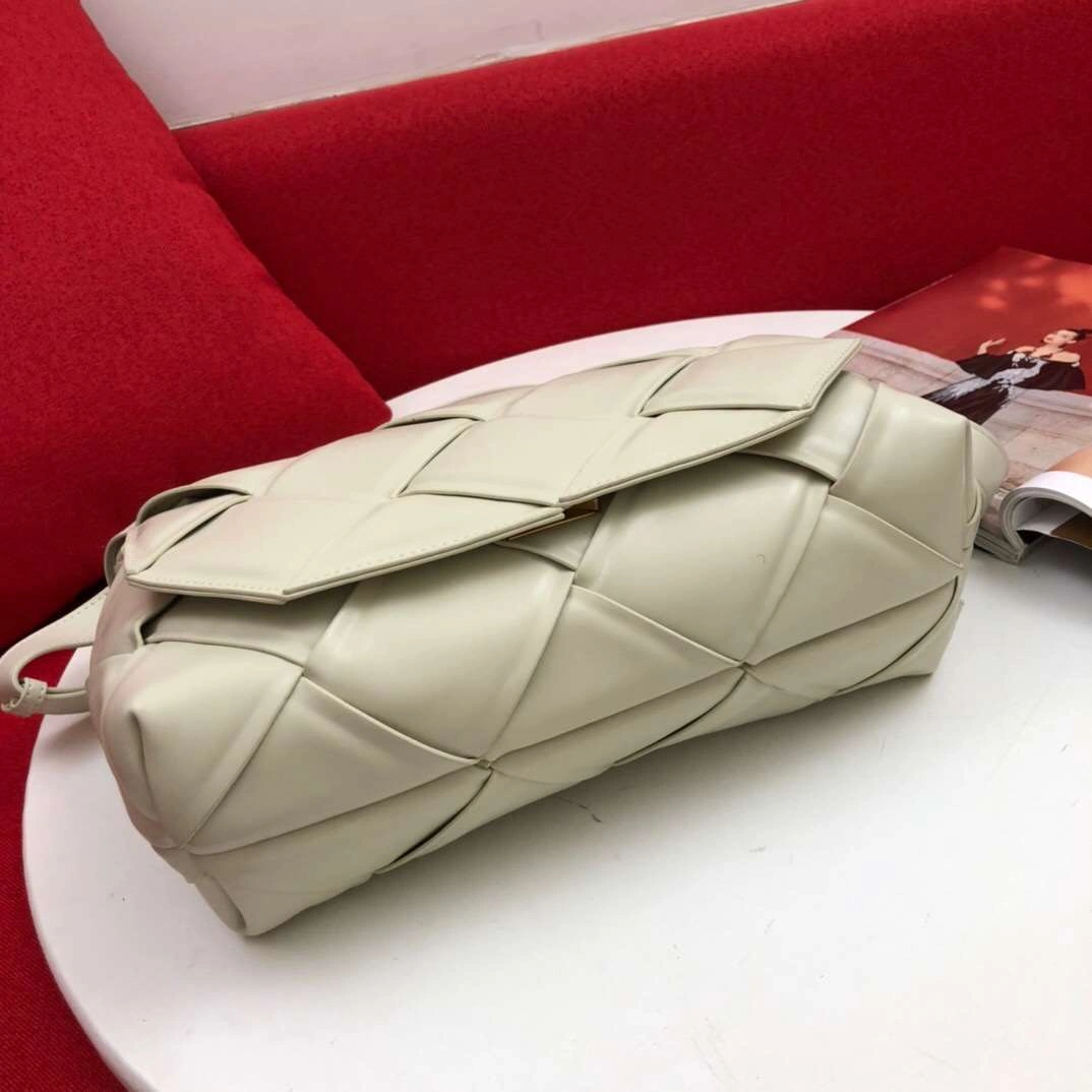 MOMO-- Calfskin 3colour item：202B42E1002-3