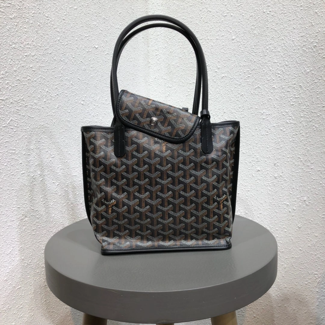 MOMO-- Calfskin It works both ways item : 007B00L0803-4