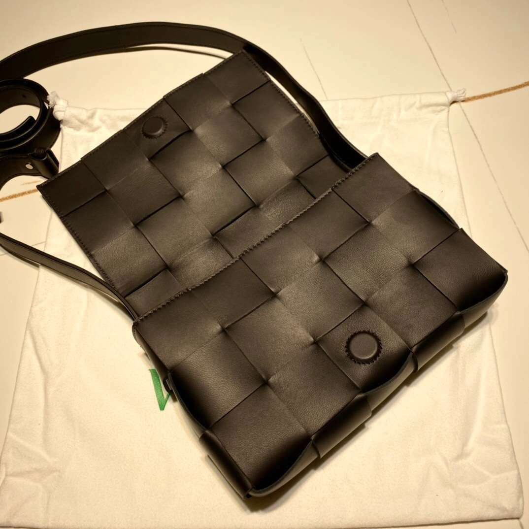 MOMO-- Cassette sheepskin 3colour item：063B103E1035-3