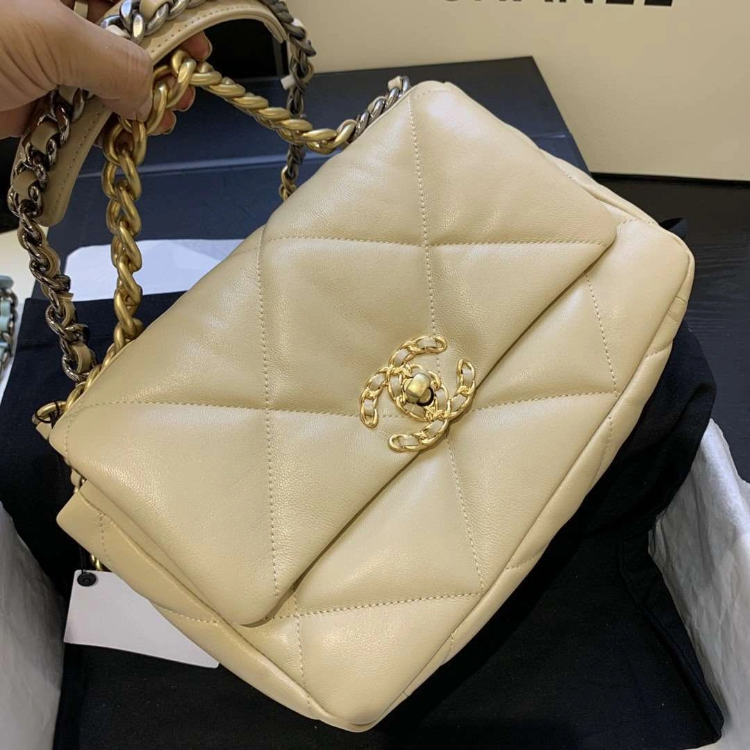 *MOMO---Classic Bag1160 sheephide item : A-B271G2807