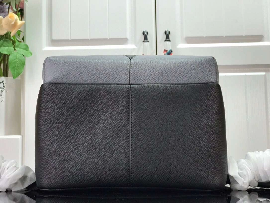 MOMO-- Colour item:174B93D0651-2