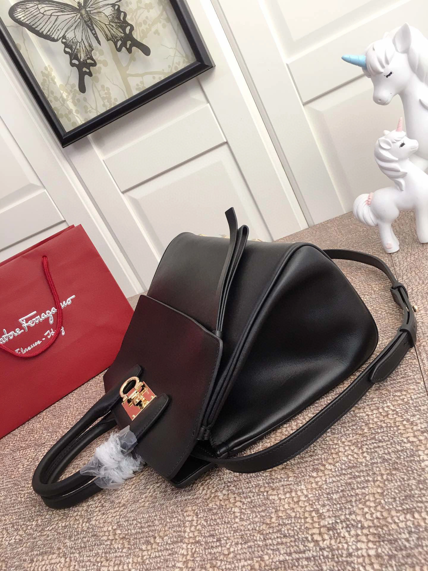 MOMO---Cowhide Gancini high quality version item : 007B00K2502