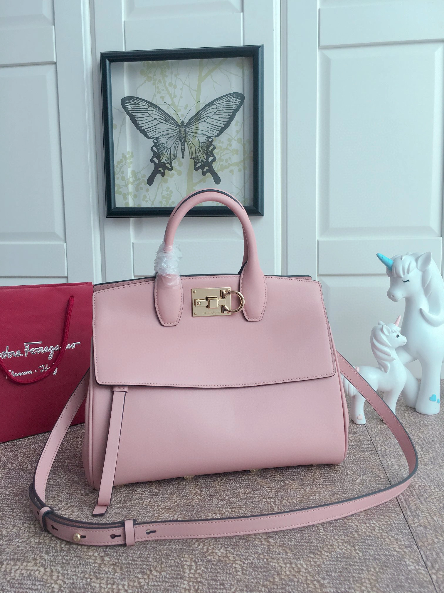 MOMO---Cowhide Gancini high quality version item : 007B00K2503
