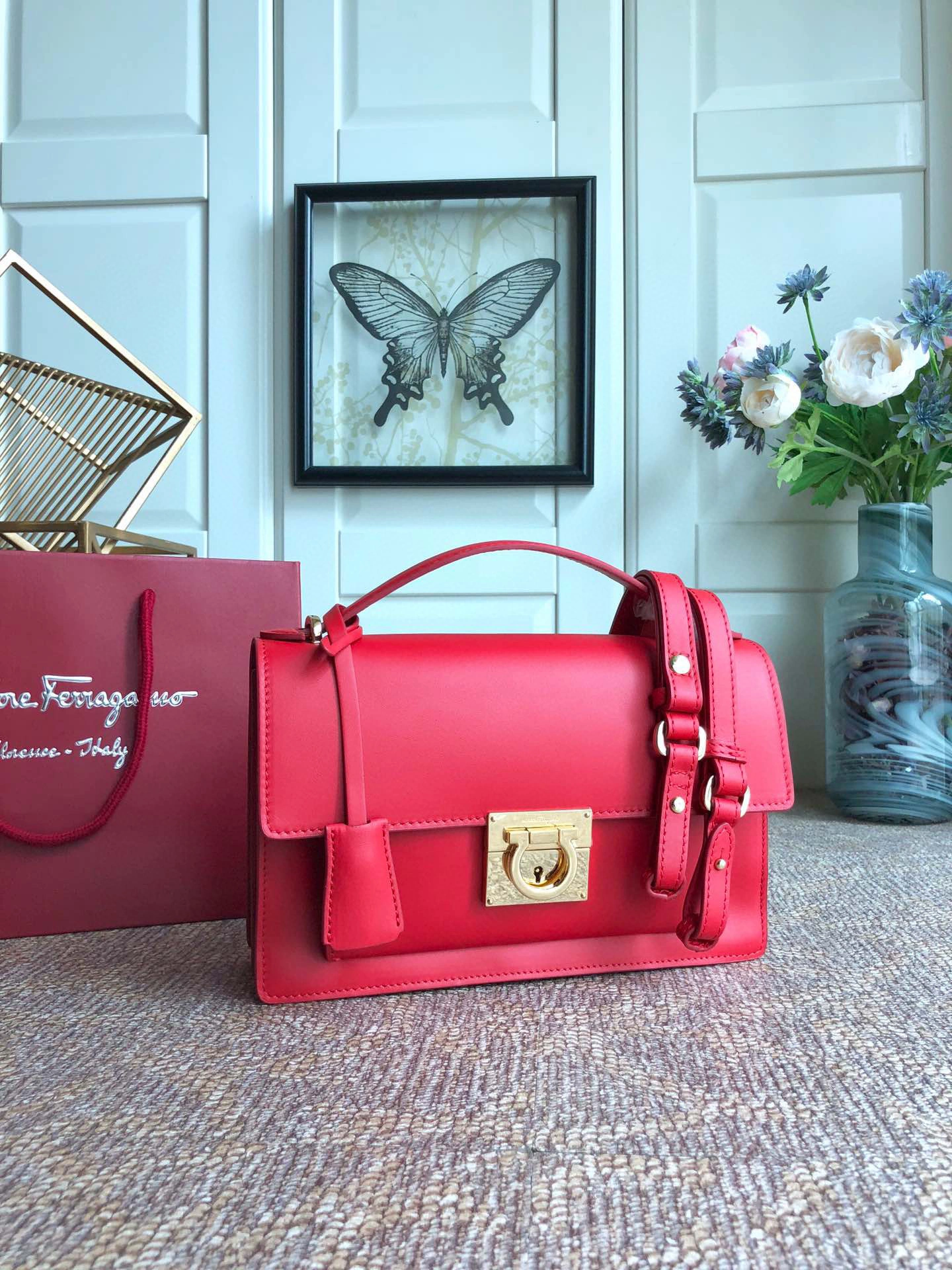 MOMO---Cowhide Gancio high quality version item : 202B13K2539-2