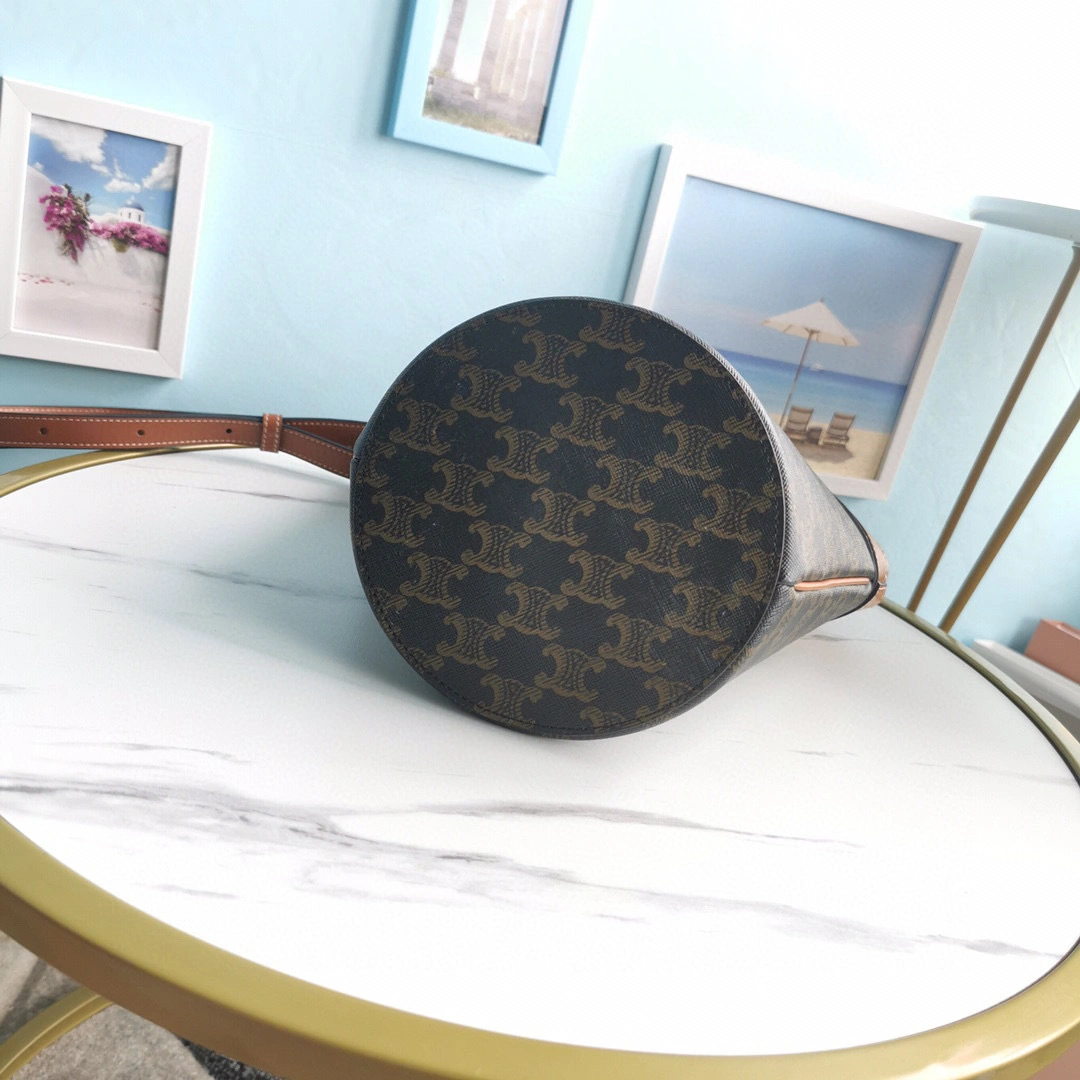 *MOMO---Crecy Triomphe cowhide item : 063B62K2413