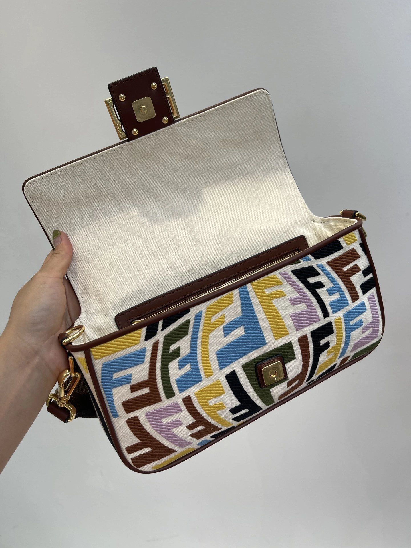MOMO-- F594i 8BR600AGKAF1E8T Calfskin item:D-B432F2058
