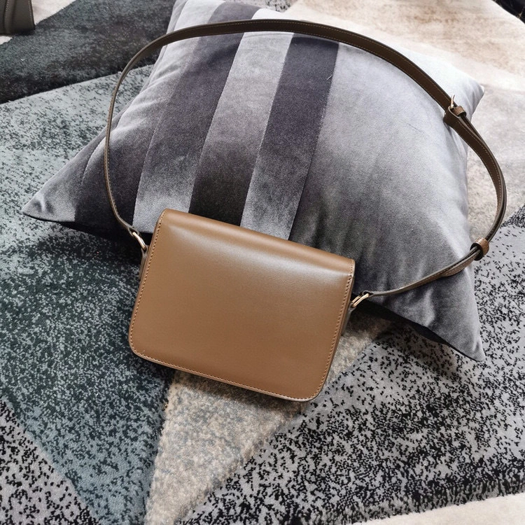 MOMO---Fabric cowhide lining sheepskin high quality version item : 063B85K2308