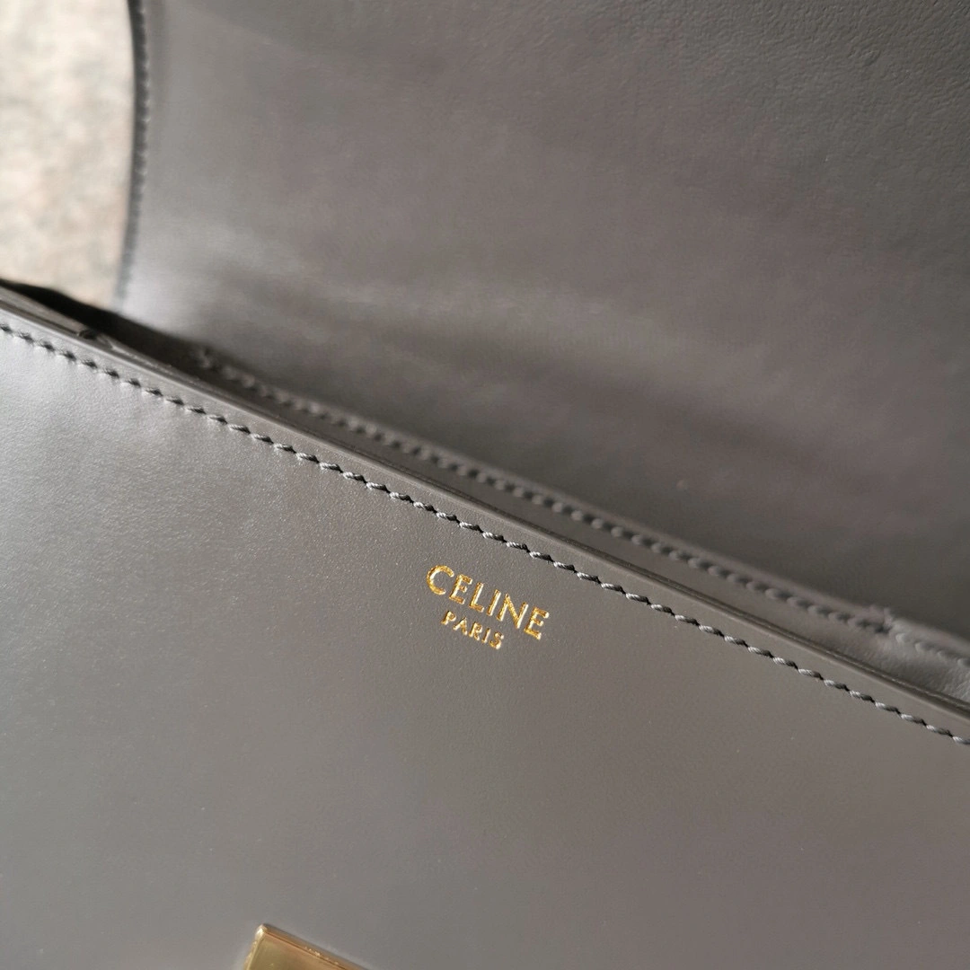MOMO---Fabric cowhide lining sheepskin high quality version item : 063B85K2309