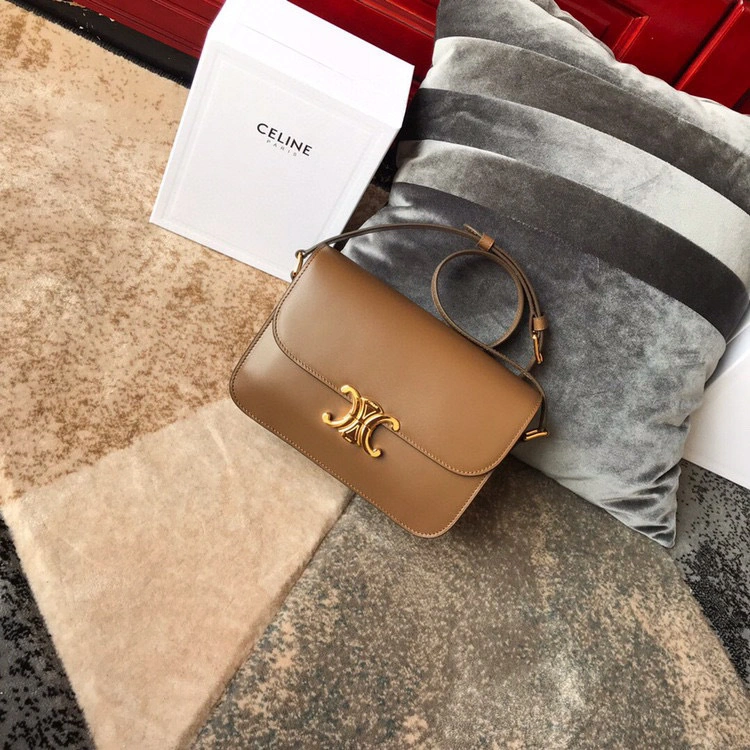 MOMO---Fabric cowhide, lining sheepskin high quality version item : 063B95K2401