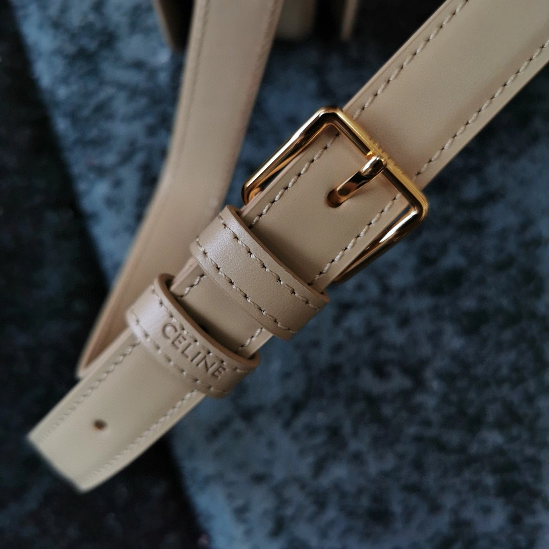 MOMO---Fabric cowhide, lining sheepskin high quality version item : 063B95K2402