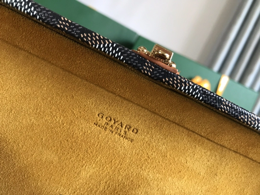 &MOMO-- GHOTELPMLTY01CL03O item：C-B063E3029R