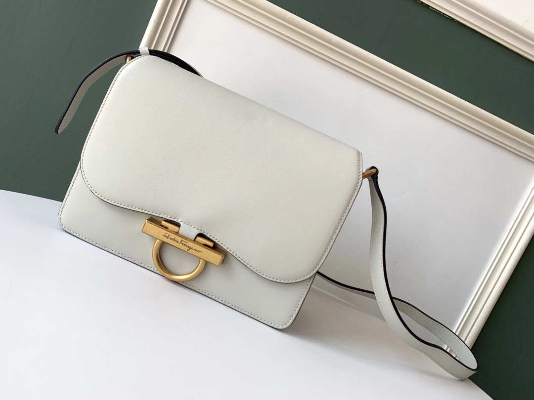 MOMO---Gancini high quality version item : 007B00K2542-3