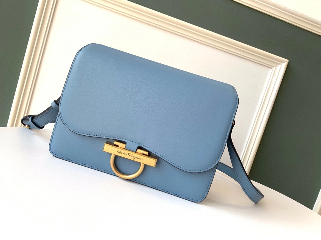 MOMO---Gancini high quality version item : 007B00K2542-3