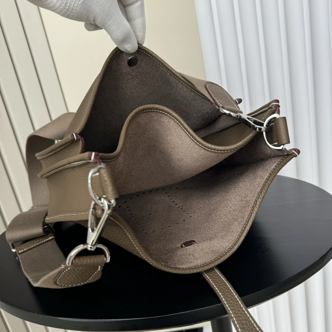 MOMO-- H5r75s H056277CK18 high quality version cowhide item:E-B177I1453