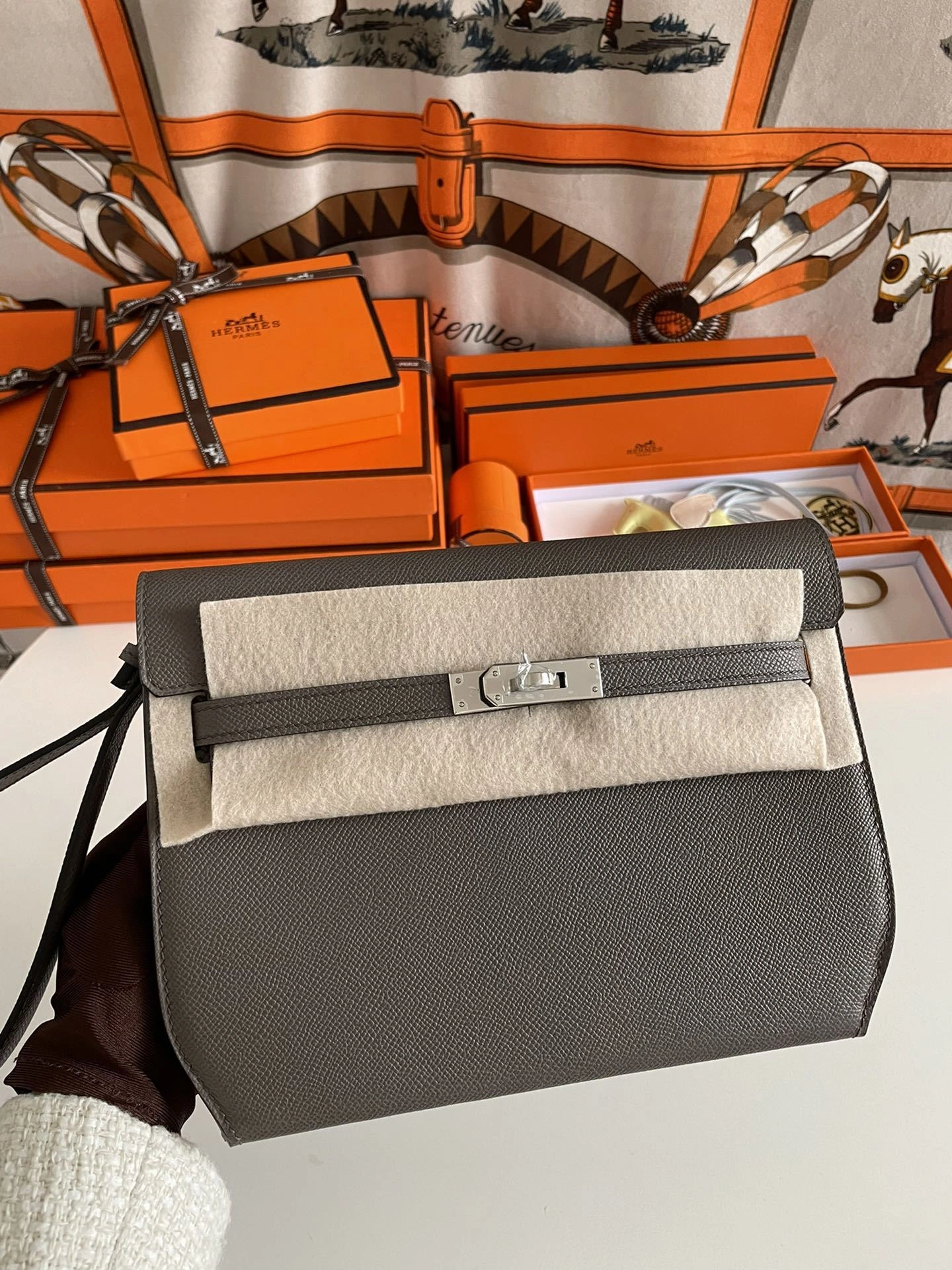MOMO-- H5r75s H078398CK8F high quality version Kelly Depeches item:E-B177I1410
