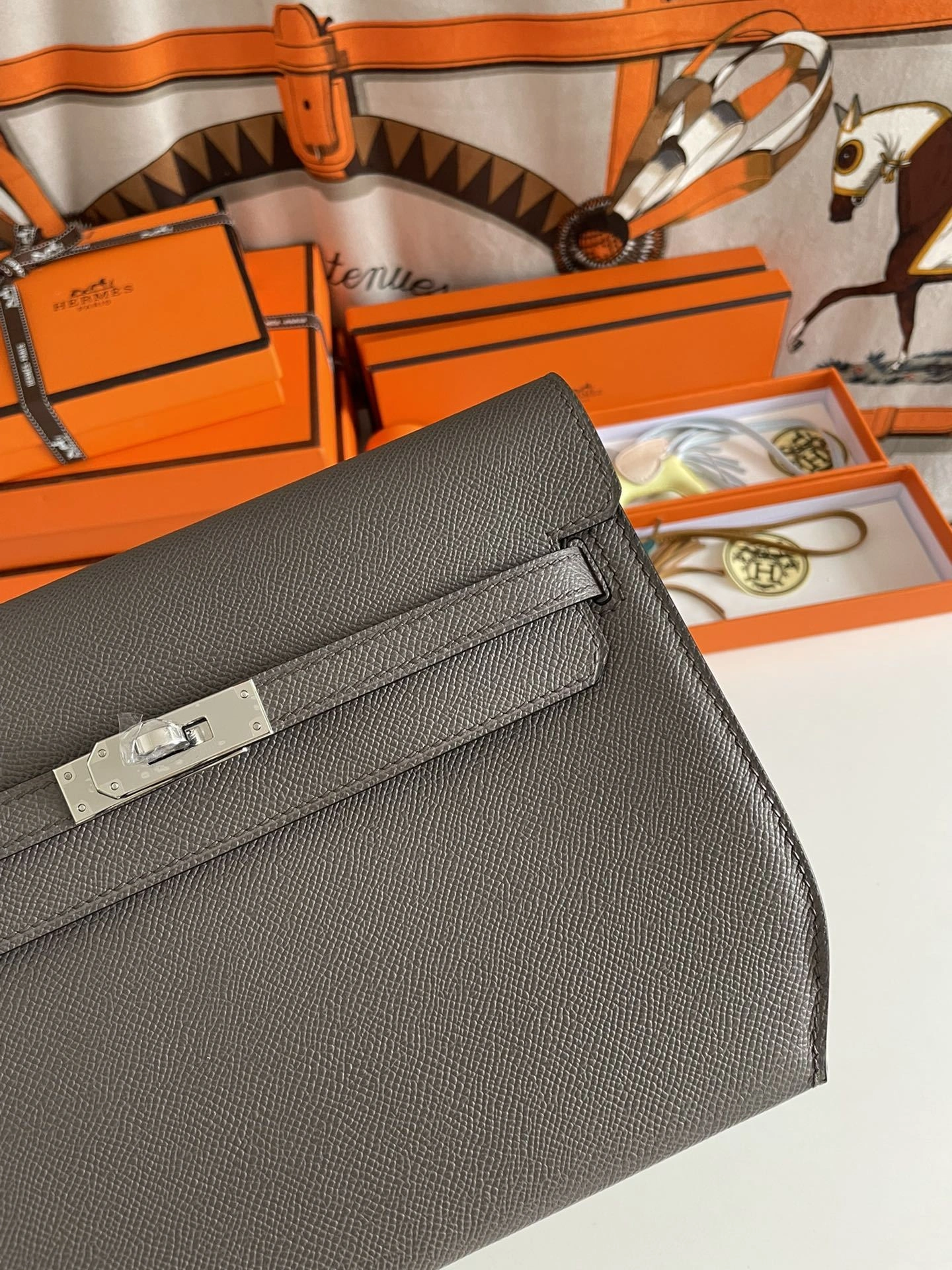 MOMO-- H5r75s H078398CK8F high quality version Kelly Depeches item:E-B177I1410