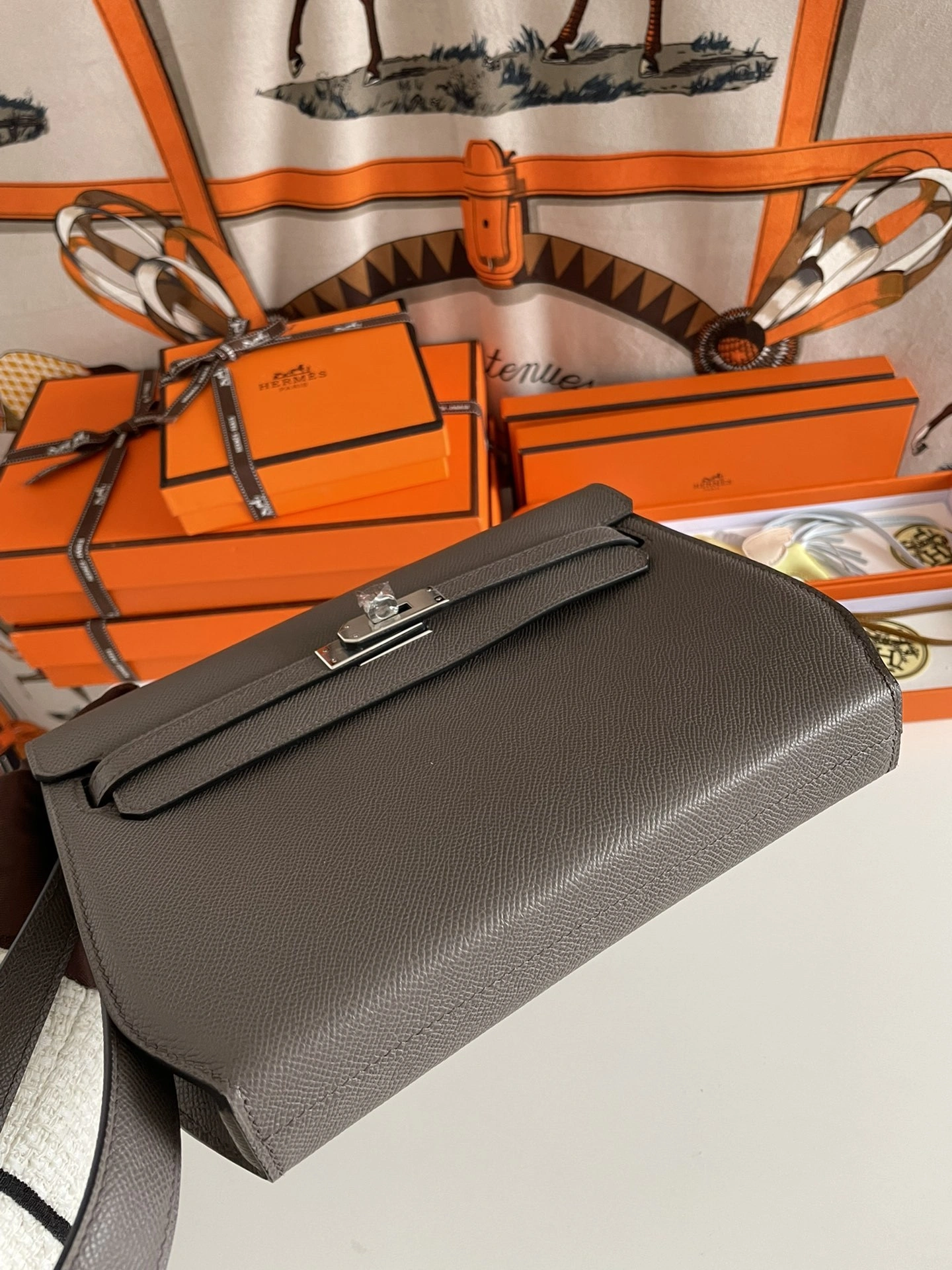MOMO-- H5r75s H078398CK8F high quality version Kelly Depeches item:E-B177I1410