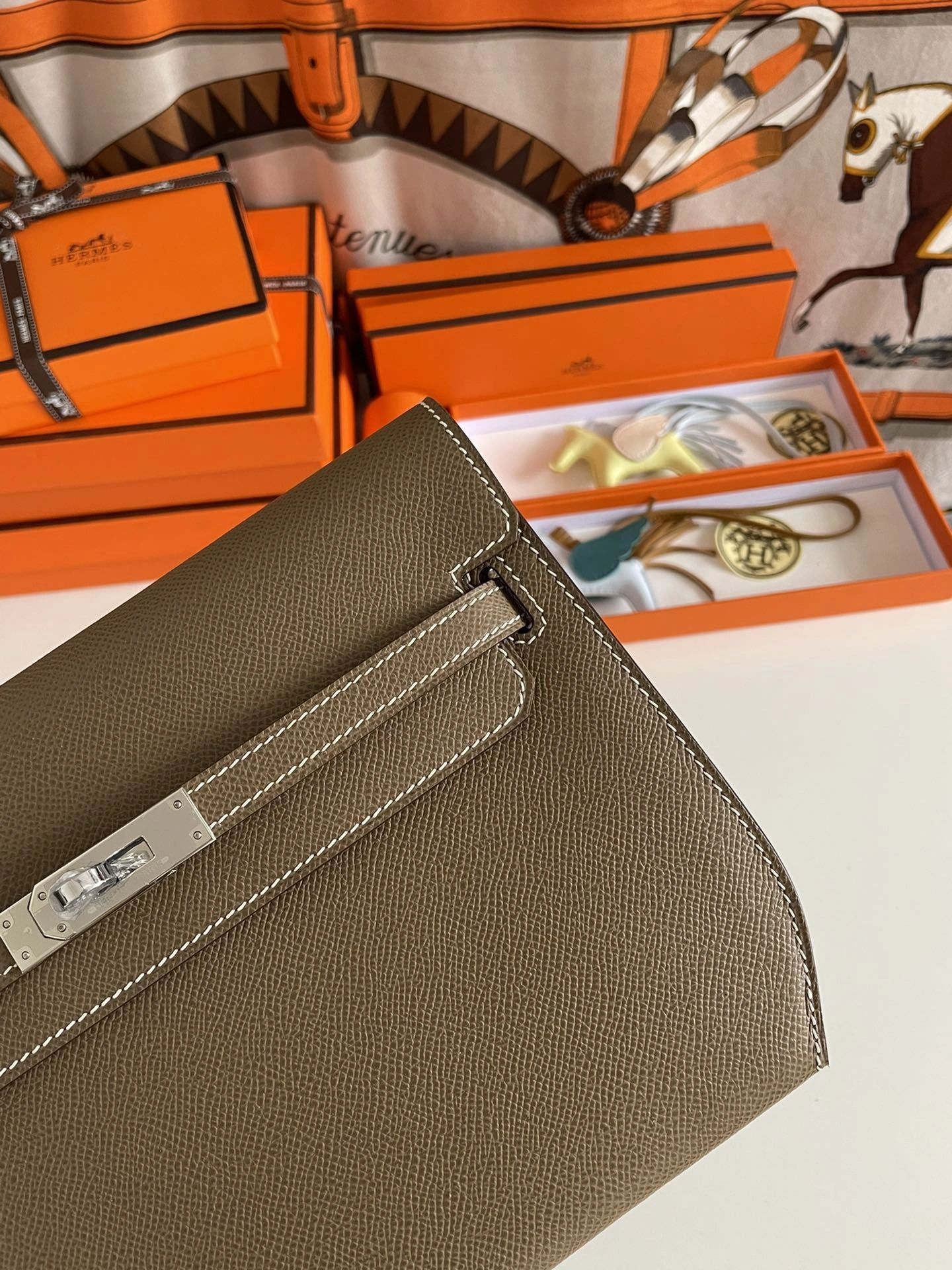 MOMO-- H5r75s H078401CK18 high quality version Kelly Depeches item:E-B177I1413