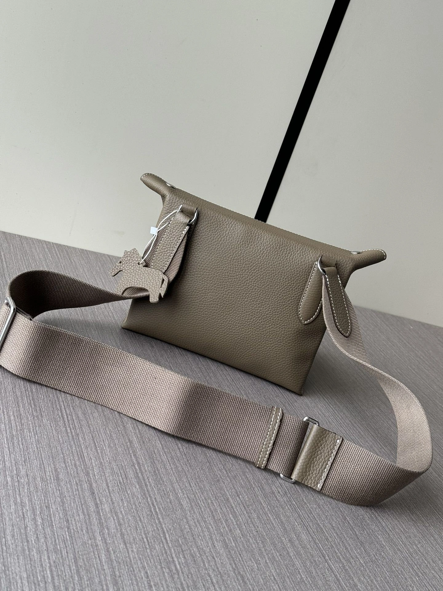 MOMO-- H5r75s H084283CKAA high quality version item:E-B177I1456