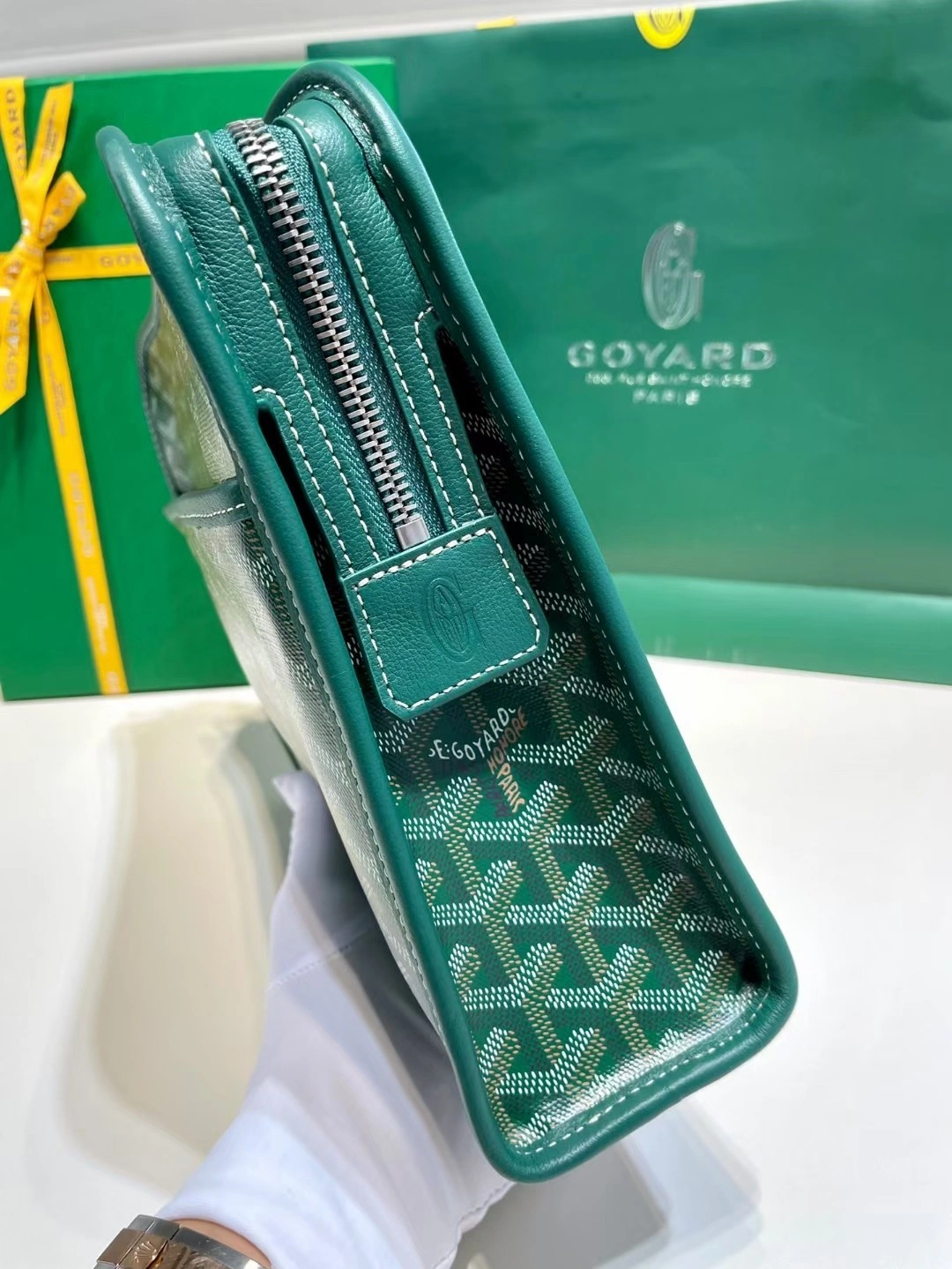 MOMO-- JOUVENGMLTY-09CL09P item：C-B063E2665R