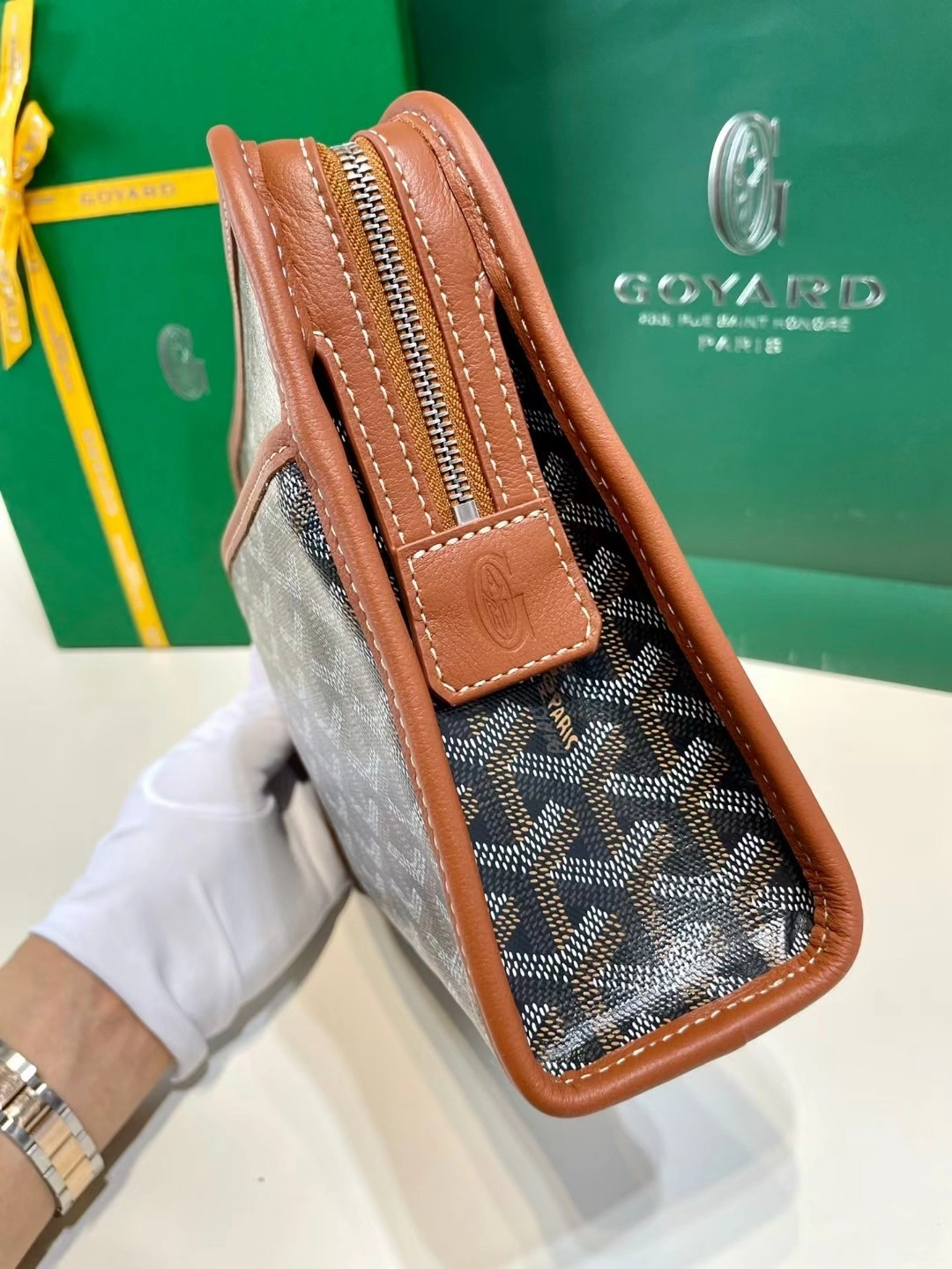 &MOMO-- JOUVENMMLTY-01CL03P item：C-B063E2674R