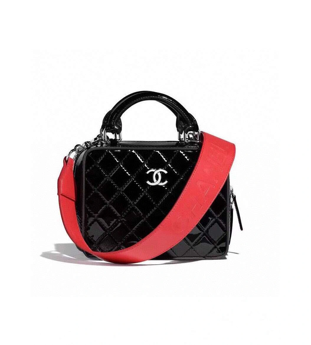 *MOMO-- Lacquer Skin， CALF SKIN ，item : M321B118C0204
