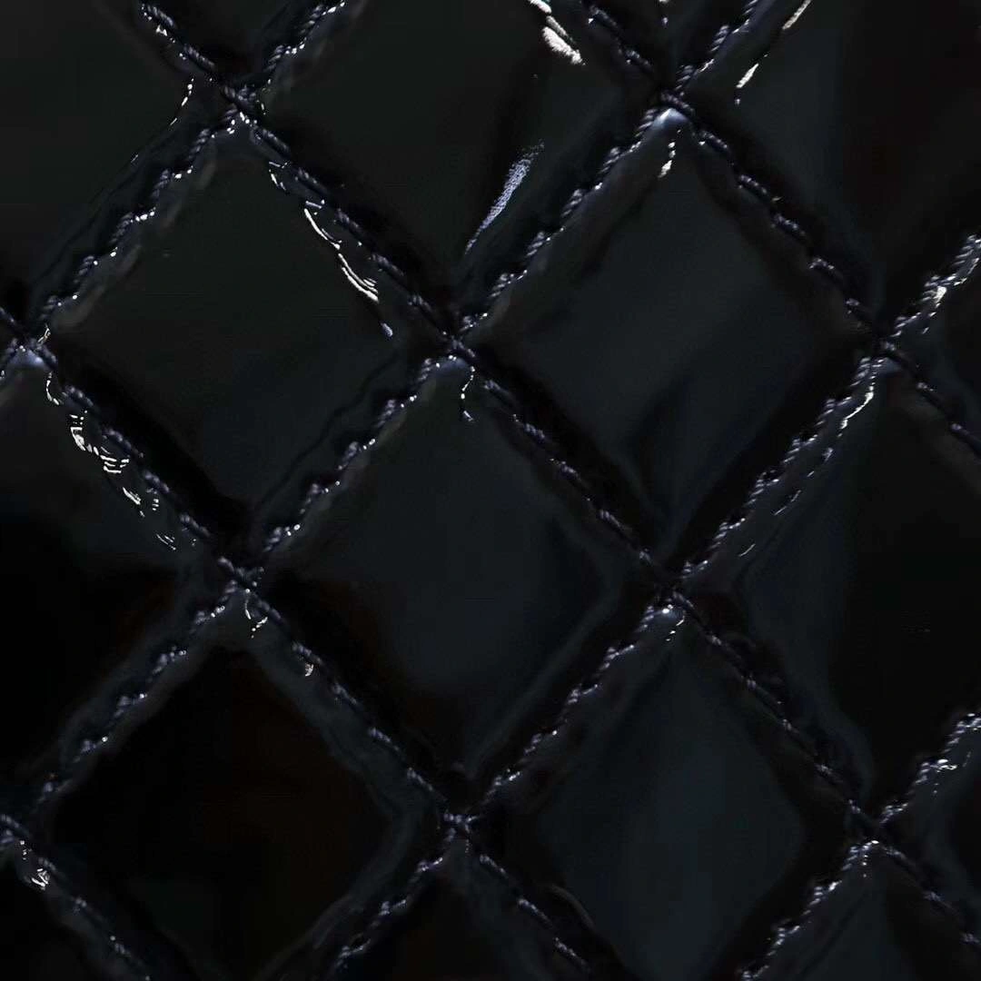 *MOMO-- Lacquer Skin， CALF SKIN ，item : M321B118C0204