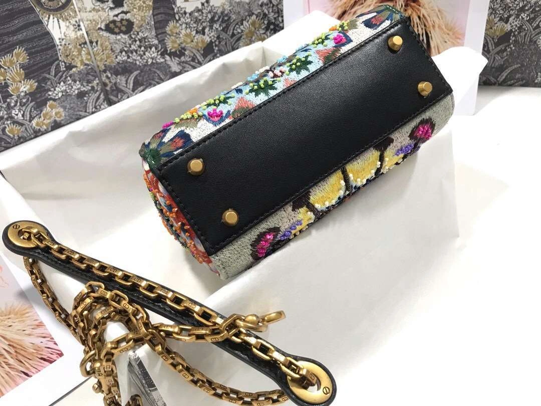 MOMO-- Lady embroidery M0598 item :063B00E2101