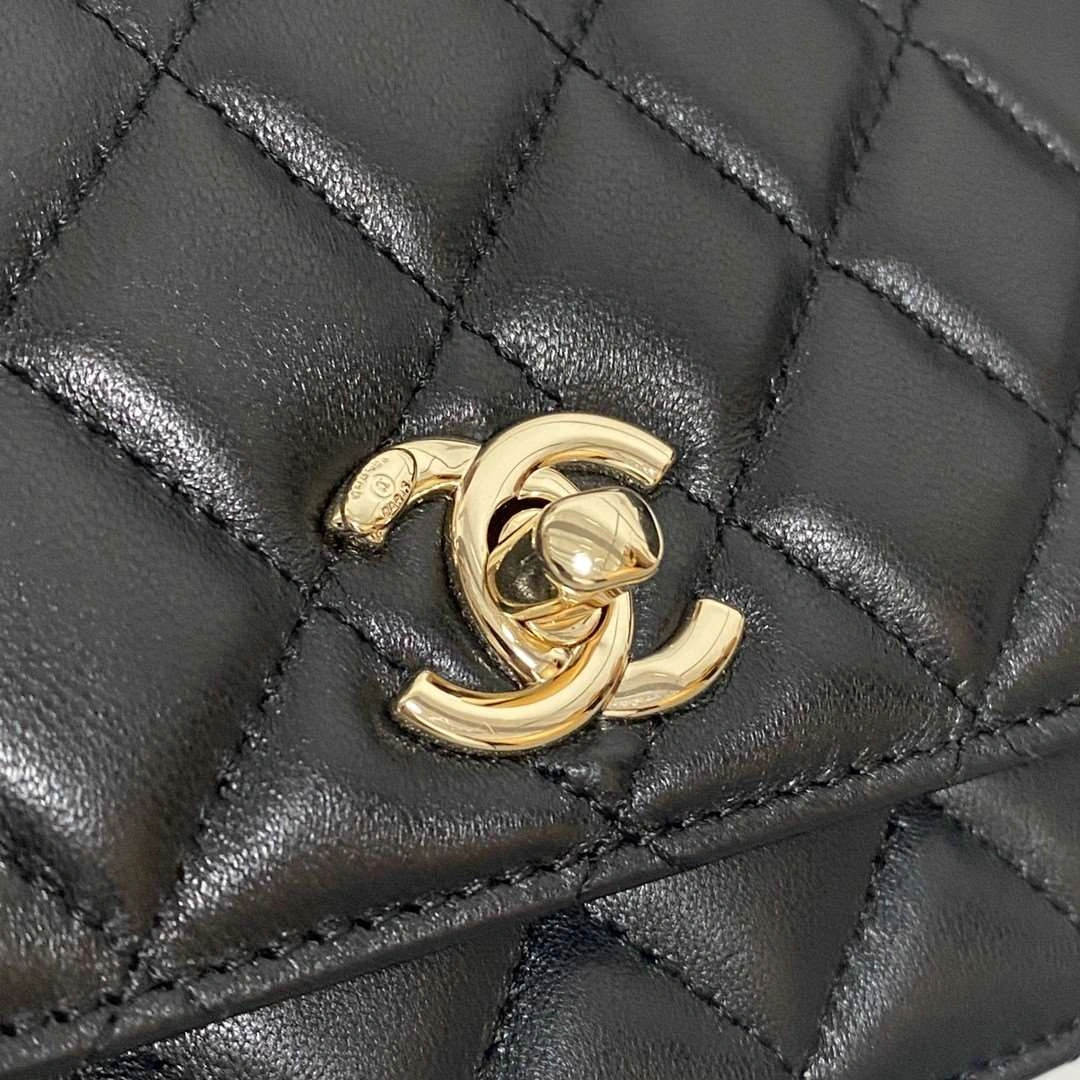 *MOMO---Lambskin item : A-B00G2913