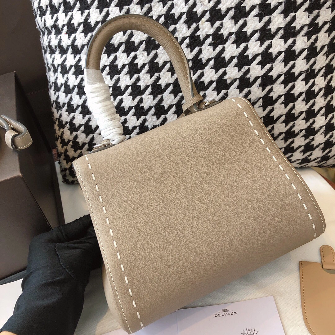 MOMO-- “Le Brillant” high quality version item : 063B14K2701-5
