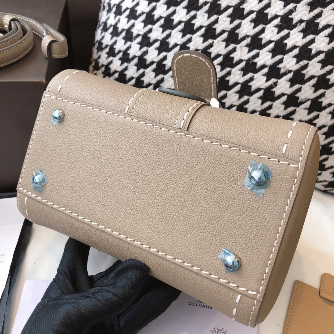 MOMO-- “Le Brillant” high quality version item : 063B14K2701-5