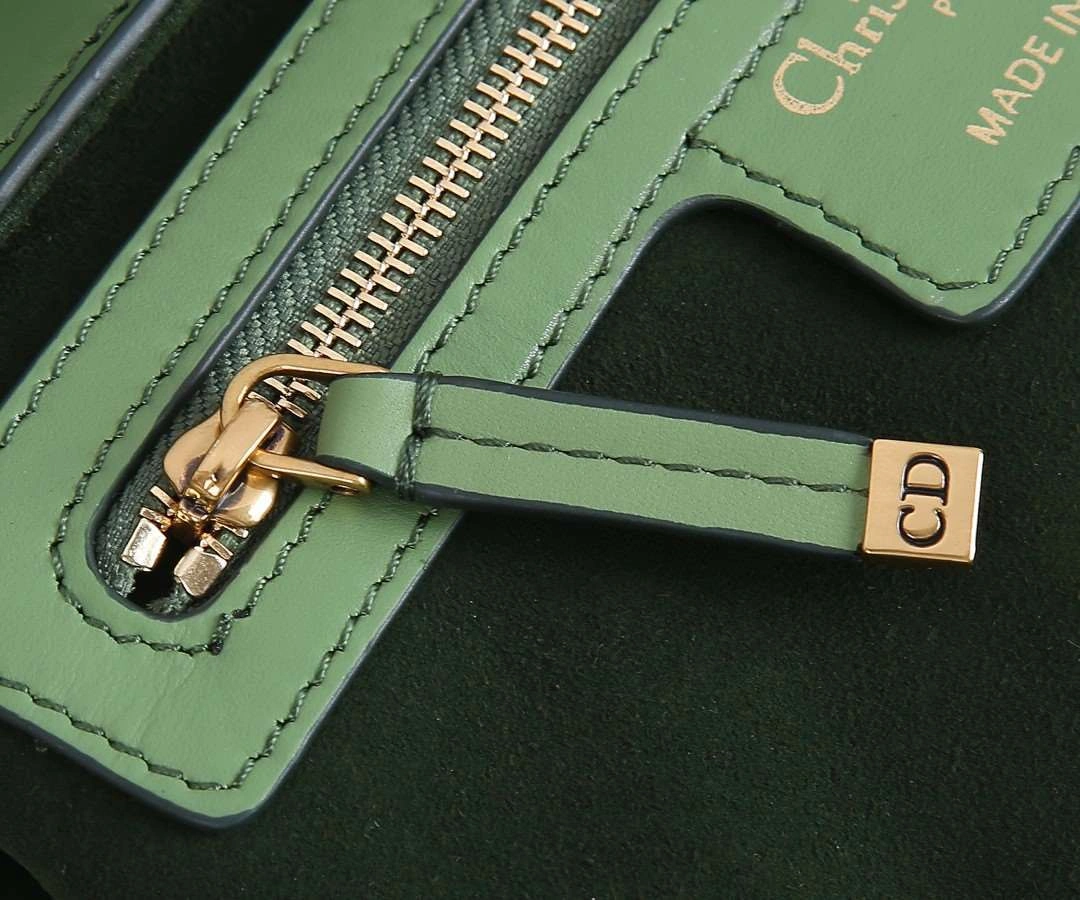 *MOMO---M0446CSJG-M924 item : A-B00H2304A