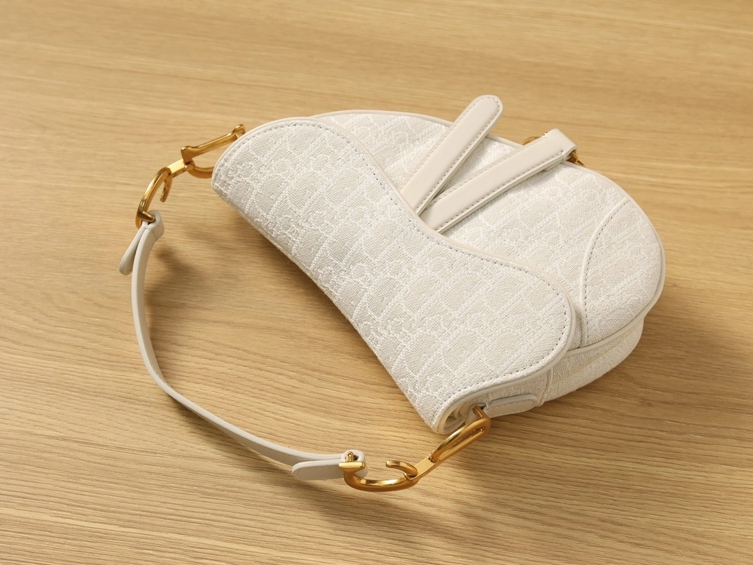 MOMO-- M0447CTZQ-879 high quality version item：C-B482I2554V