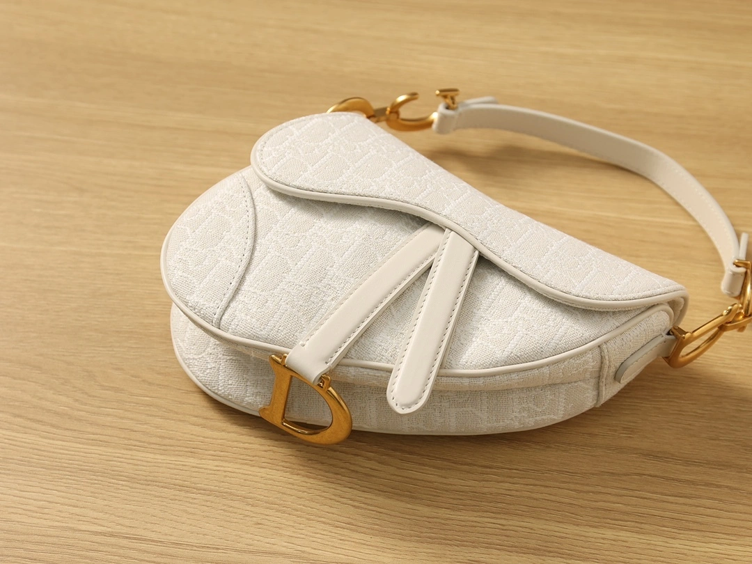MOMO-- M0447CTZQ-879 high quality version item：C-B482I2554V