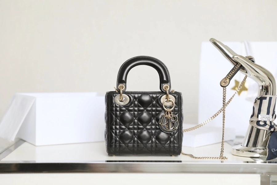 MOMO-- M0505OCEA-M900 high quality version item：C-B000H0263R