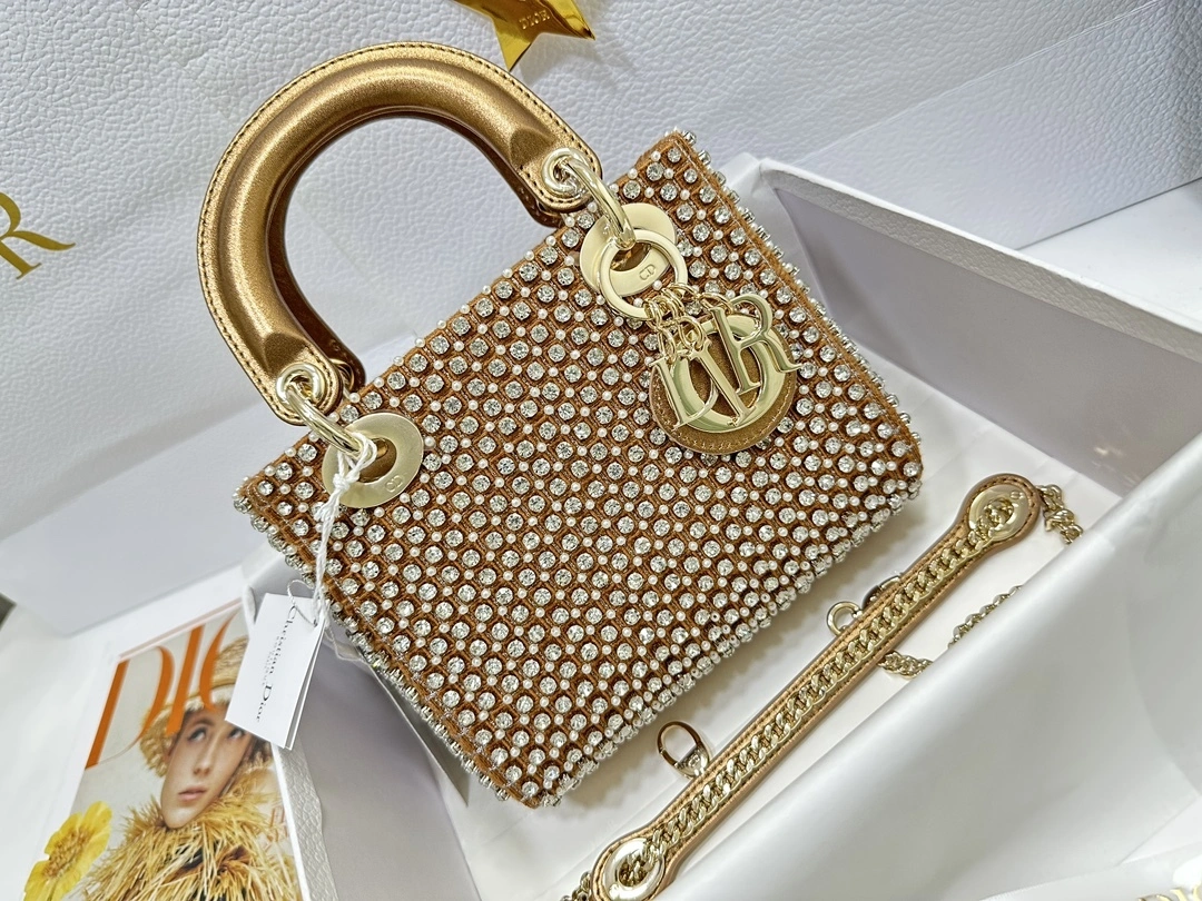 &MOMO-- M0505OERA-M19A item：C-B063F1219Y