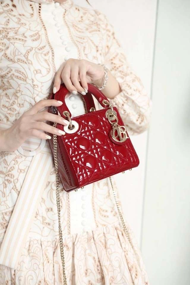 *MOMO---M0505OWCB-M323 M0505OWCB_M323 cowhide item : A-B00H0463