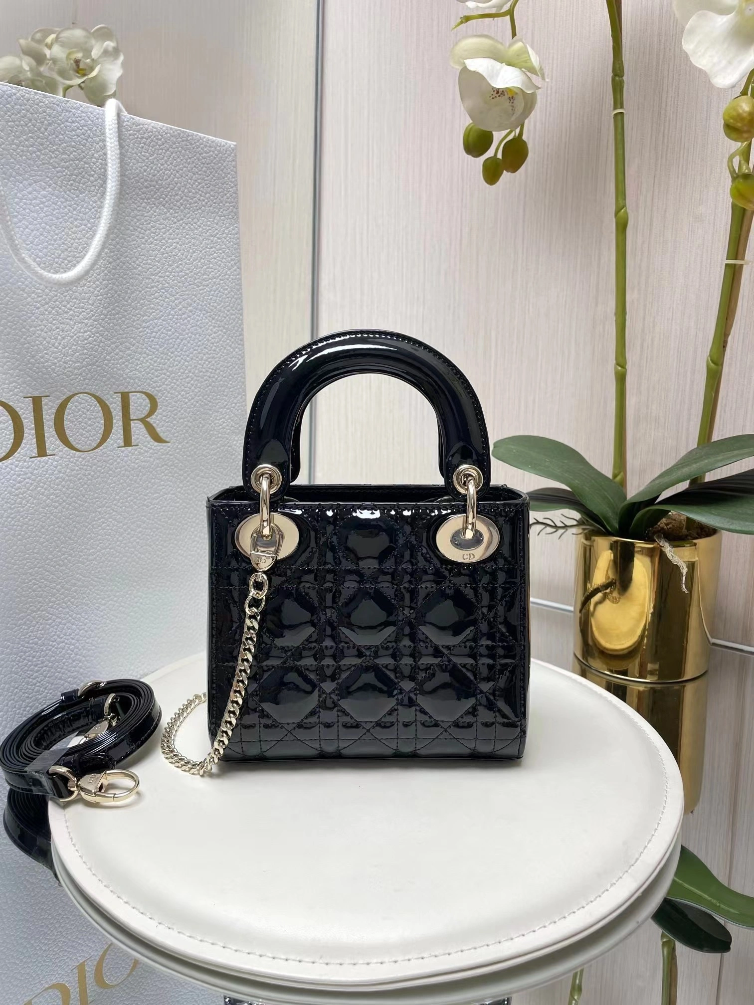 *MOMO---M0505OWCB_M900 M0505OWCB-M900 cowhide item : A-B00H0503L