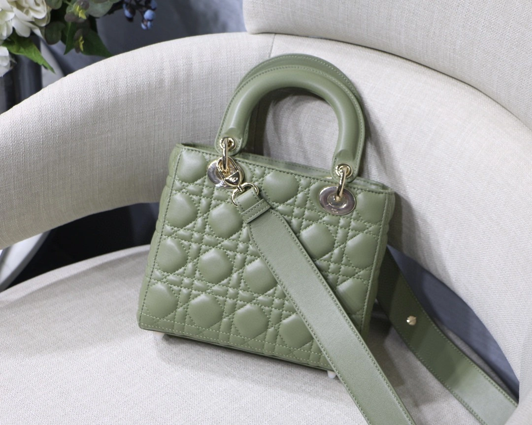 MOMO---M0538OCAL-M41G item : A-B00H2144A